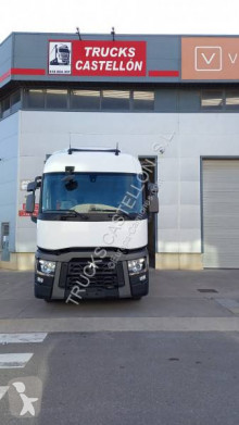 Renault tractor unit T-Series 480