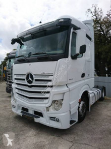 Mercedes low bed tractor unit Actros 1842