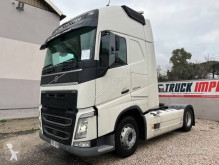 Cap tractor Volvo FH 500 Globetrotter XL