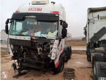 Iveco Stralis tractor unit damaged