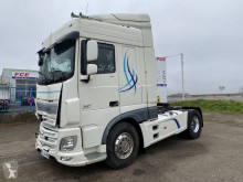 DAF XF 510 tractor unit damaged