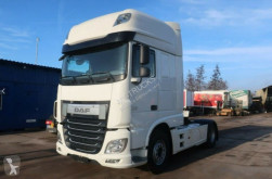 Ciągnik siodłowy DAF XF 460