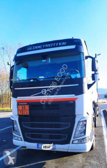 Nyergesvontató Volvo FH 460 Globetrotter használt veszélyes termékek/a Veszélyes Áruk Nemzetközi Közúti Szállításáról szóló Európai Megállapodás