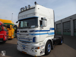 Scania nyergesvontató R 400