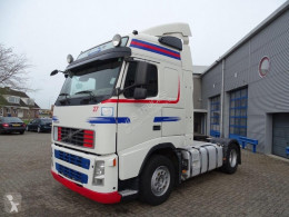 Cap tractor Volvo FH13 -440 / AUTOMATIC / GLOBETROTTER / VEB+ / / 2006 second-hand