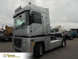 RenaultMagnum480