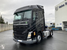 Volvo FH 500 Globetrotter tractor unit used
