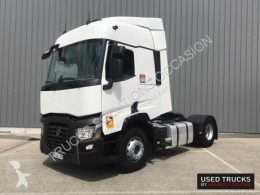 Renault tractor unit T-Series