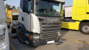 Nyergesvontató Scania G 410 balesetes