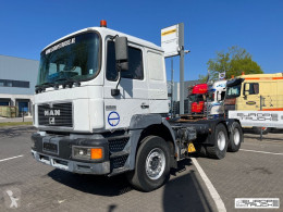 MAN 26.403 Steel/Air - Manual - 6 cyl - Mech pump tractor unit used