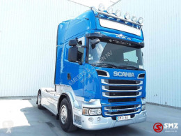 Scania nyergesvontató R 560