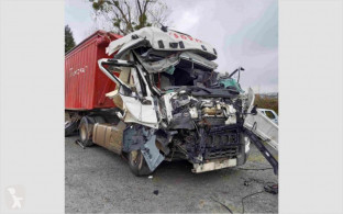 Tracteur Renault Gamme T 460 accidenté