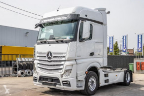 MercedesActros1845