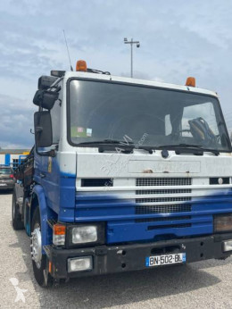 Scania P tractor unit used
