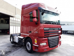 Cap tractor DAF XF105 460 second-hand
