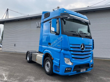 Mercedes