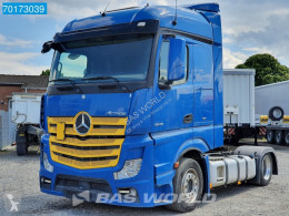 MercedesActros1843