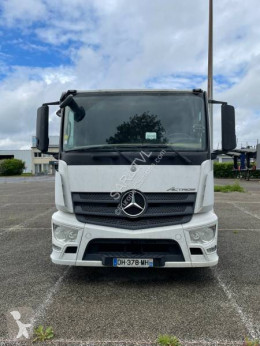 MercedesActros1843