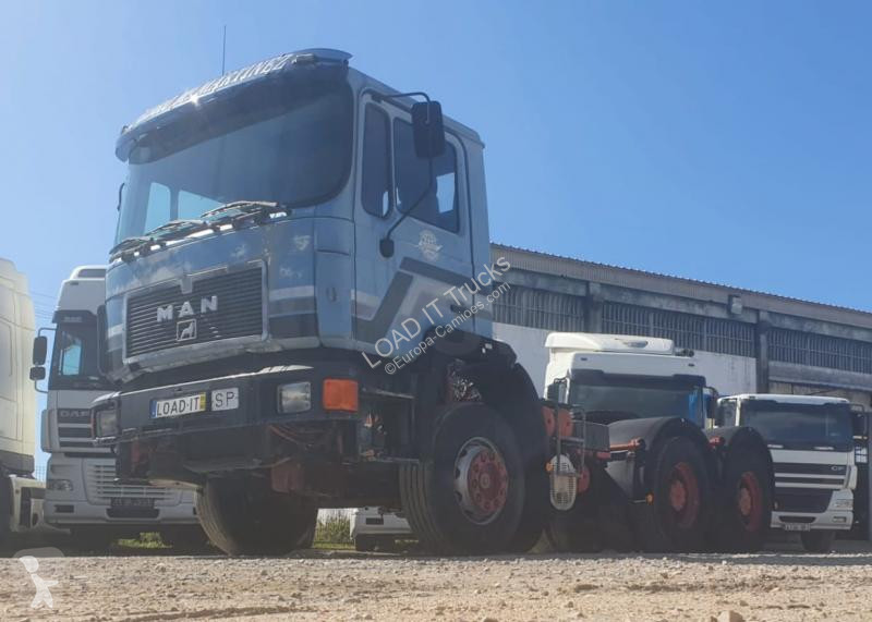 Traktor MAN 23.362