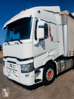 RenaultT-High520 T4X2 E6