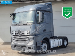 MercedesActros1845