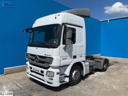 MercedesActros1836