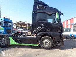 MercedesActros1848