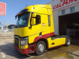 RenaultT-Series520