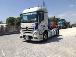 MercedesActros1848
