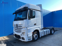 MercedesActros1845