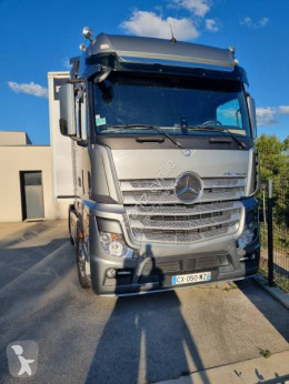 MercedesActros1845
