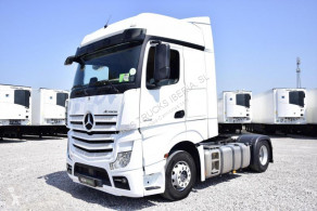 MercedesActros1845