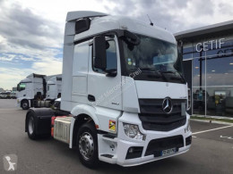 MercedesActros1843