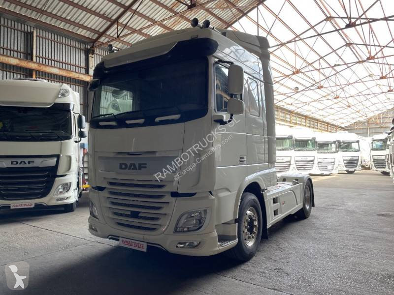 Traktor DAF