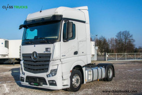 MercedesActros1845