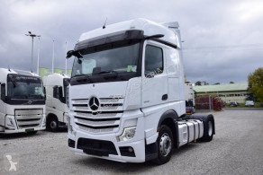 MercedesActros1845
