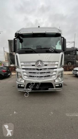MercedesActros1845