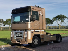 RenaultMagnum440