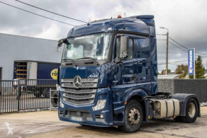MercedesActros1848