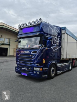 ScaniaR520