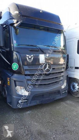 MercedesActros1845