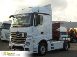 MercedesActros1845