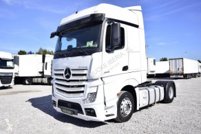 MercedesActros1845