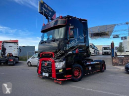 RenaultT-Series520