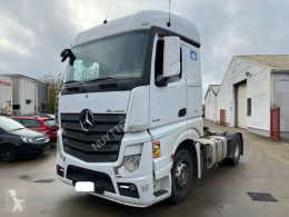 MercedesActros1845