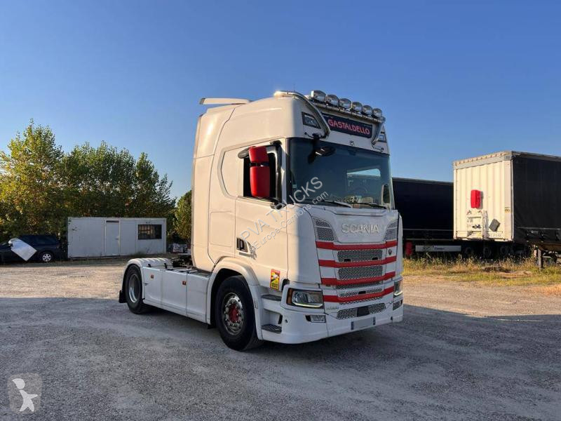 Traktor Scania 500