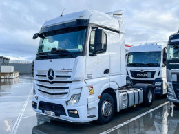 MercedesActros1848
