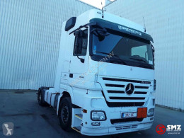 MercedesActros1844