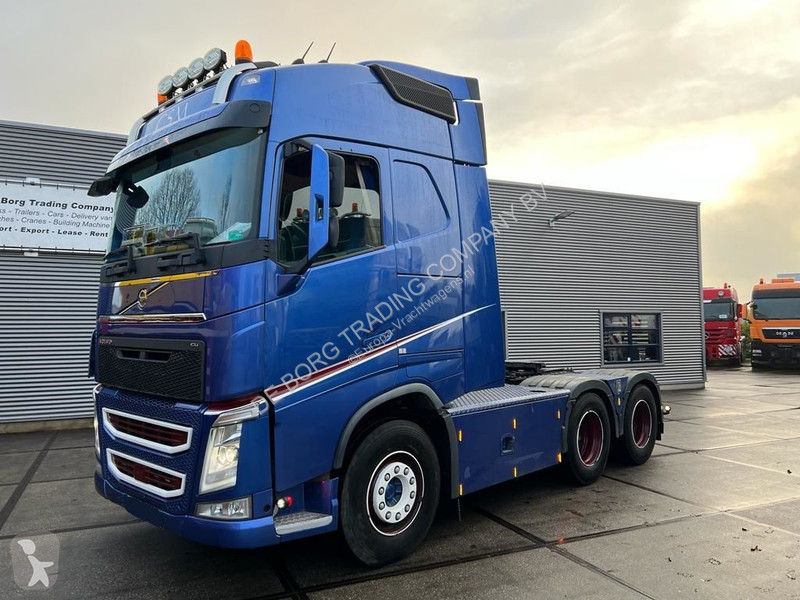 Traktor Volvo 13500 6x4 Tandem lift