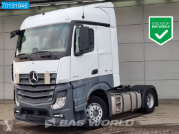 MercedesActros1845